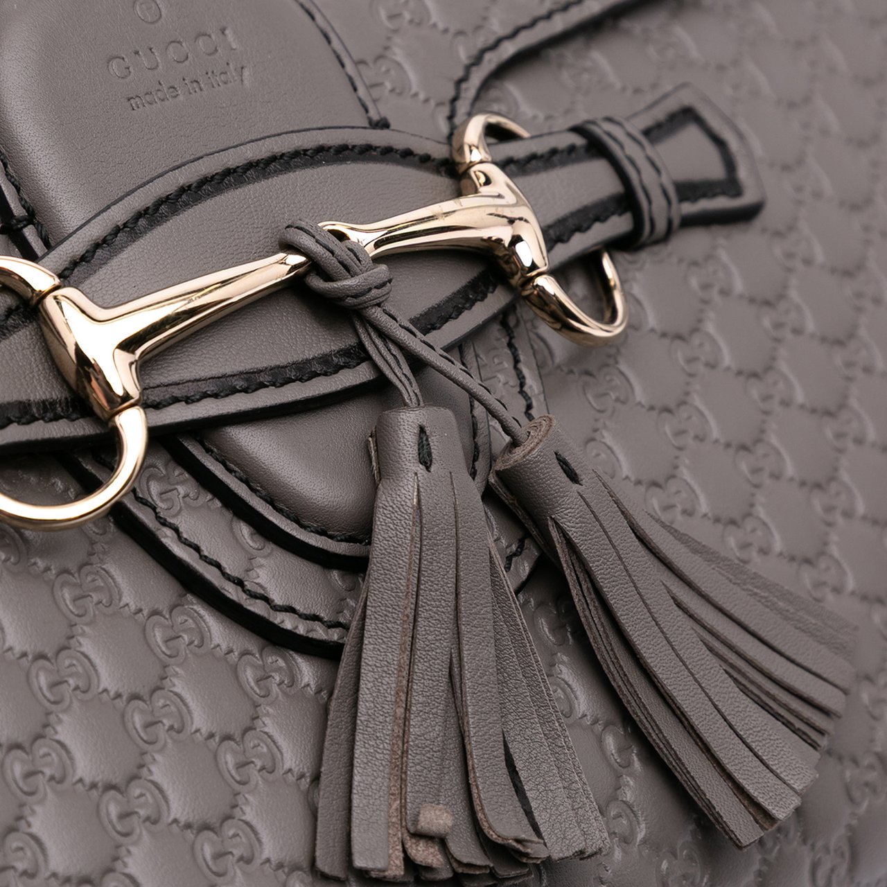 Gucci Medium Microguccissima Emily Shoulder Bag Grijs