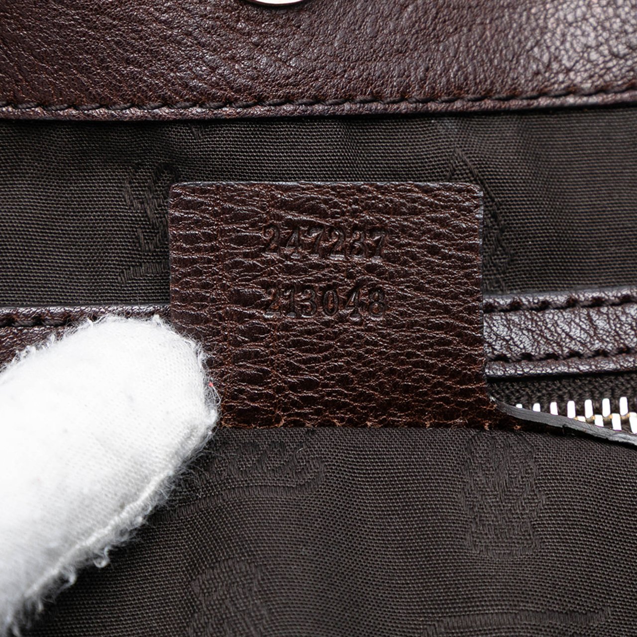 Gucci GG Canvas GG Charm Tote Bruin