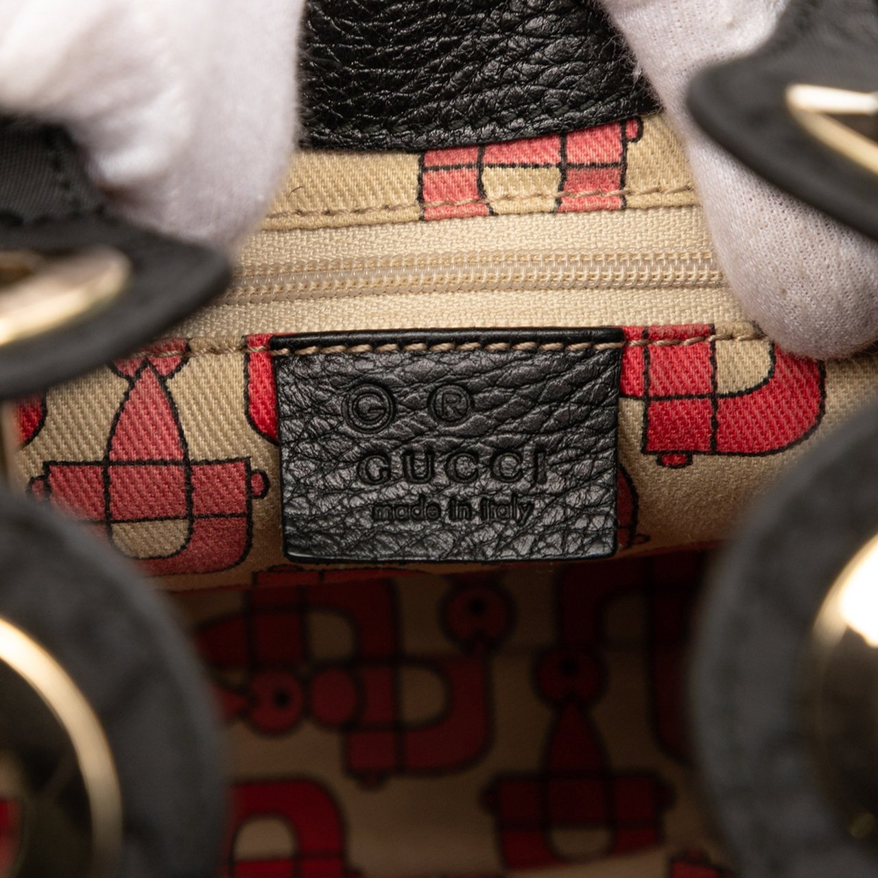 Gucci GG Nylon Colbert Shoulder Bag Zwart