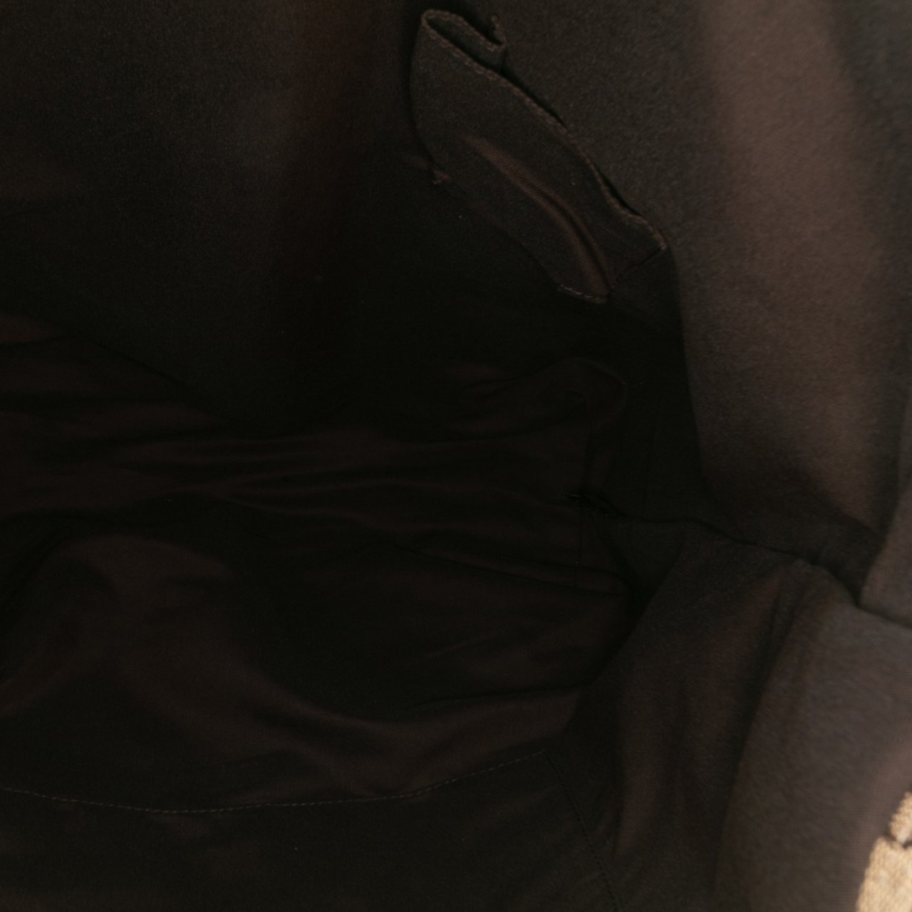 Gucci GG Canvas Tote Bruin