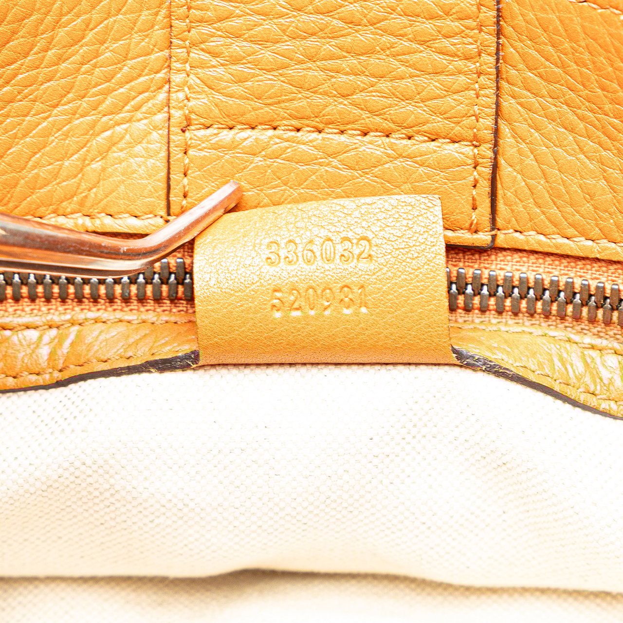 Gucci Small Calfskin Bamboo Shopper Satchel Oranje