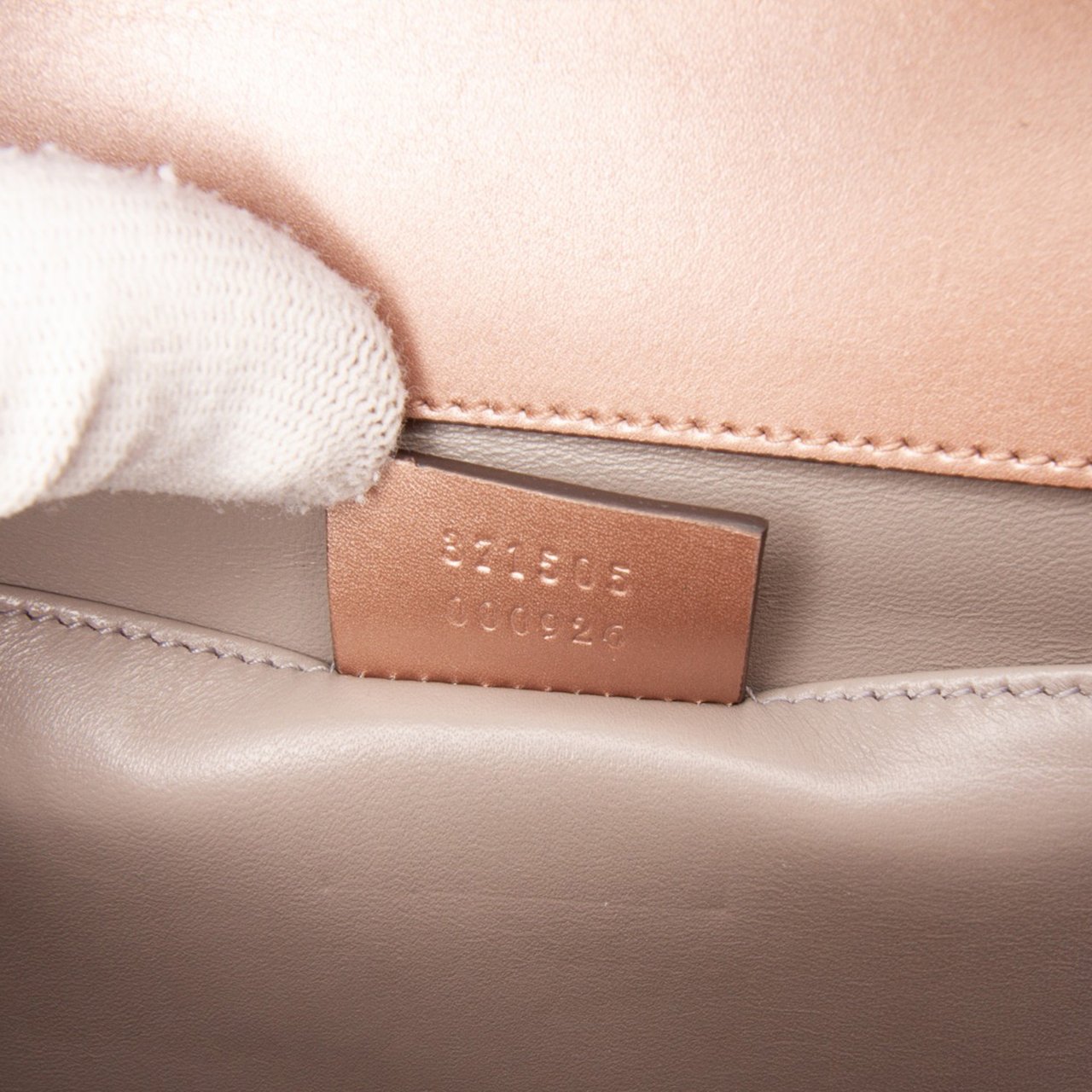 Gucci Metallic Leather Crystal Embellished Broadway Clutch on Strap Roze