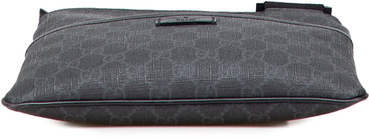 Gucci GG Supreme Crossbody Zwart