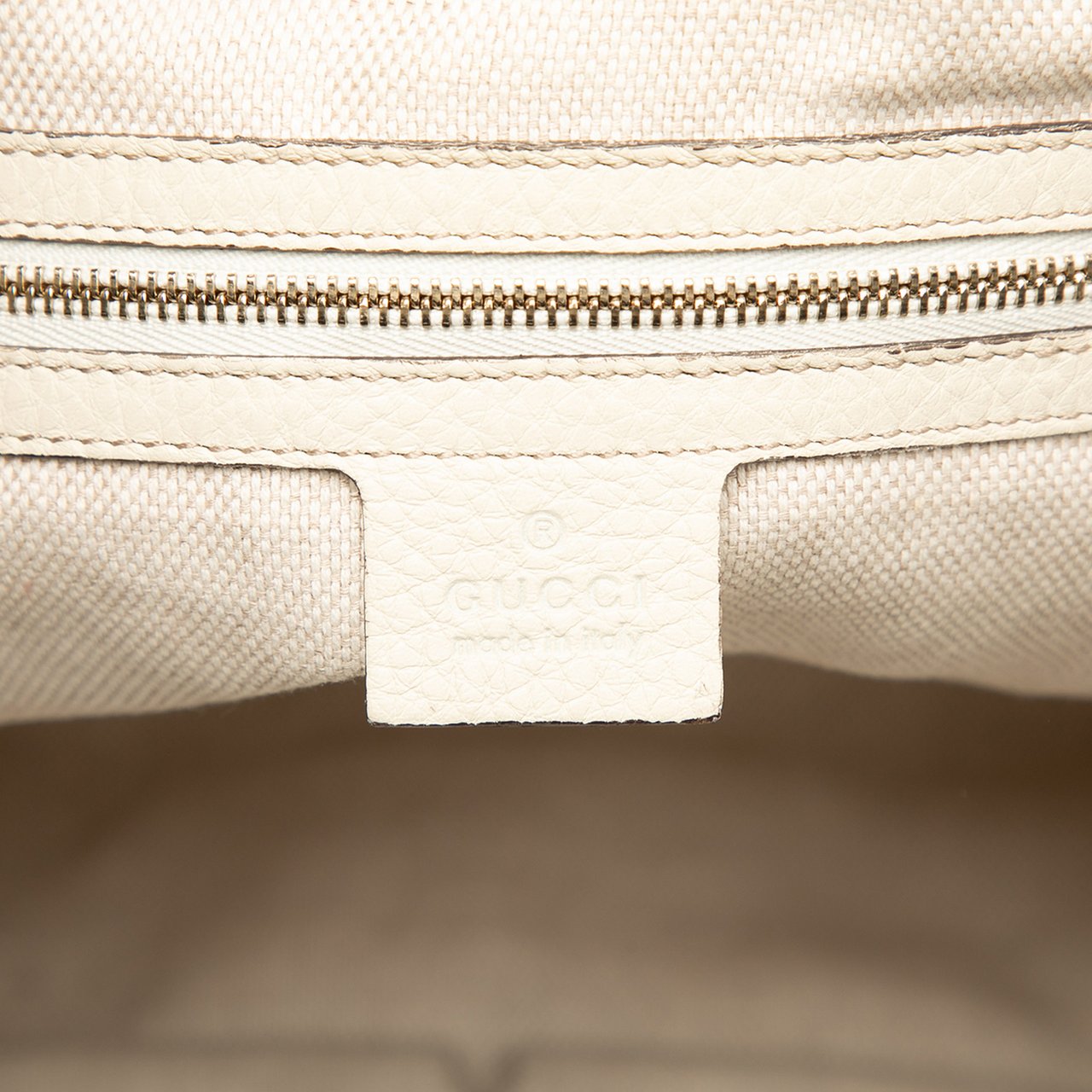 Gucci Medium Leather Soho Cellarius Tote Wit