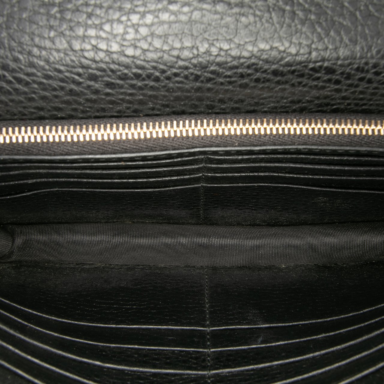 Gucci Leather Interlocking G Dollar Wallet on Chain Zwart