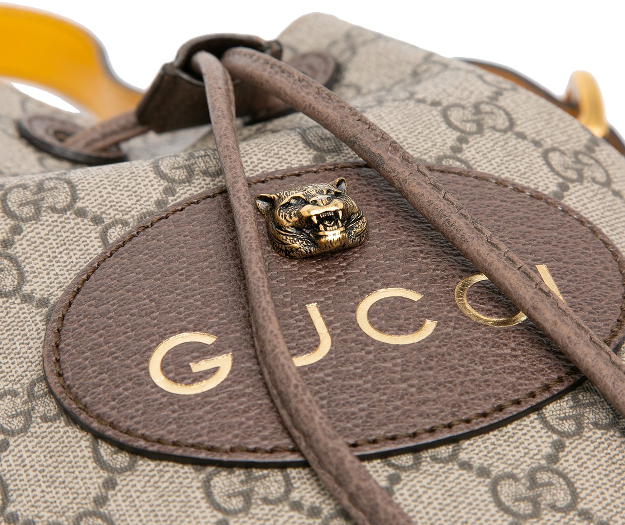 Gucci GG Supreme Neo Vintage Drawstring Bucket Bag Bruin