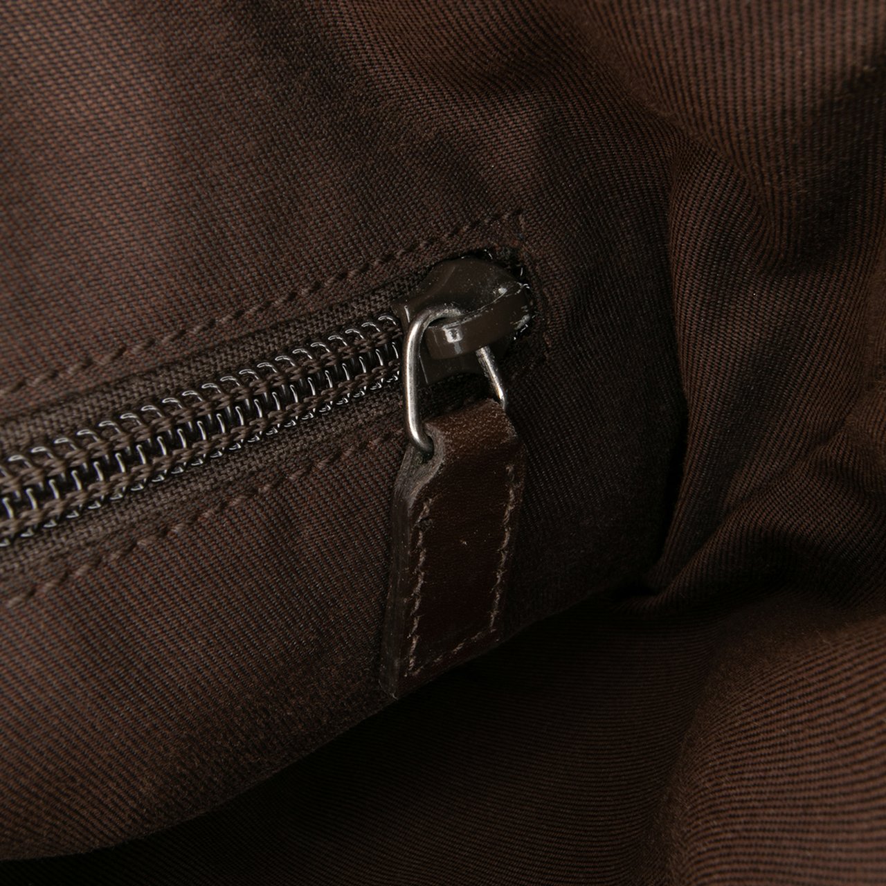Gucci GG Canvas Crossbody Bruin
