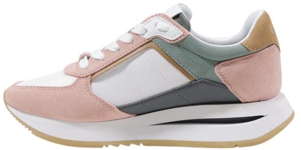 Guess Women Sneakers Roze