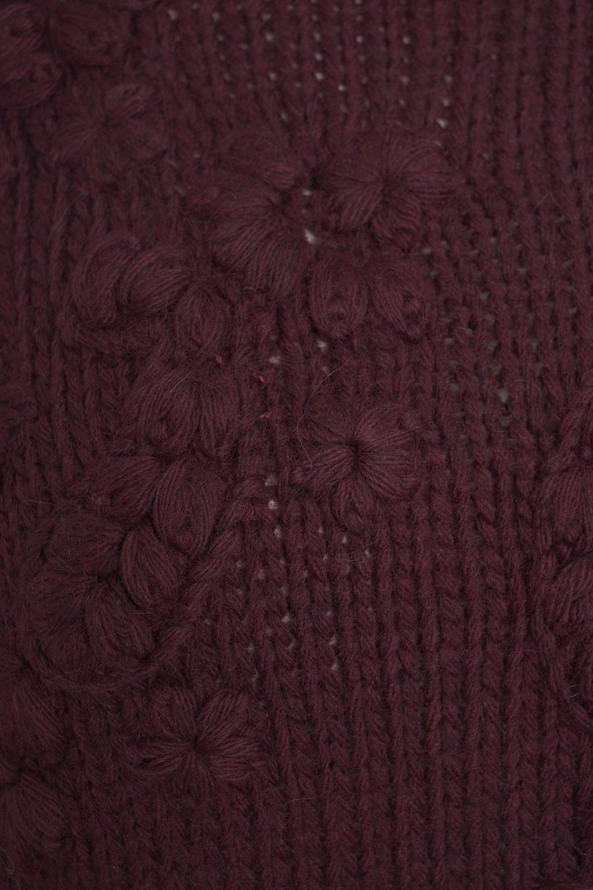 Guess Turtleneck sweater with embroideries Rood
