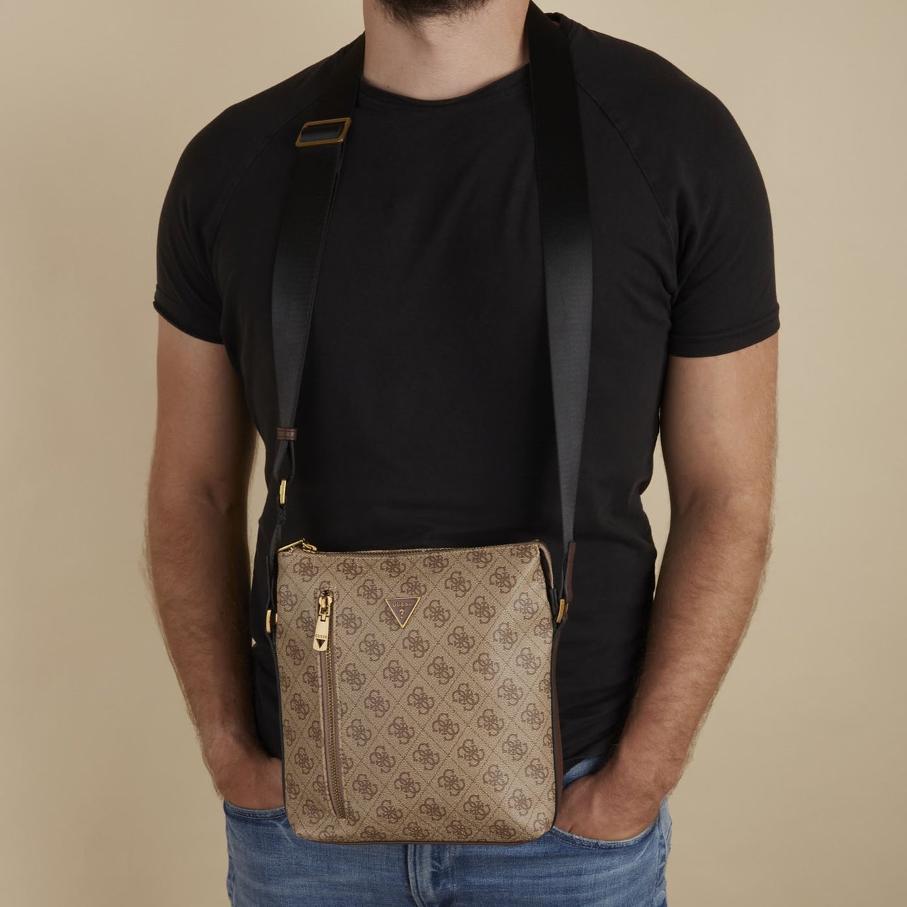 Guess Kunstleer Crossbody Tas Beige