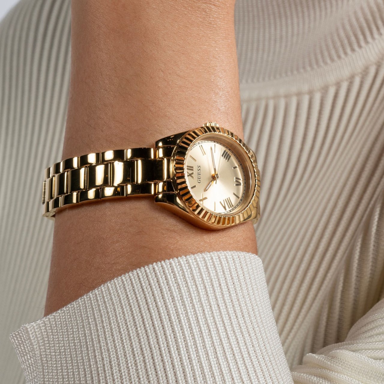 Guess Mini Luna Horloge Goud