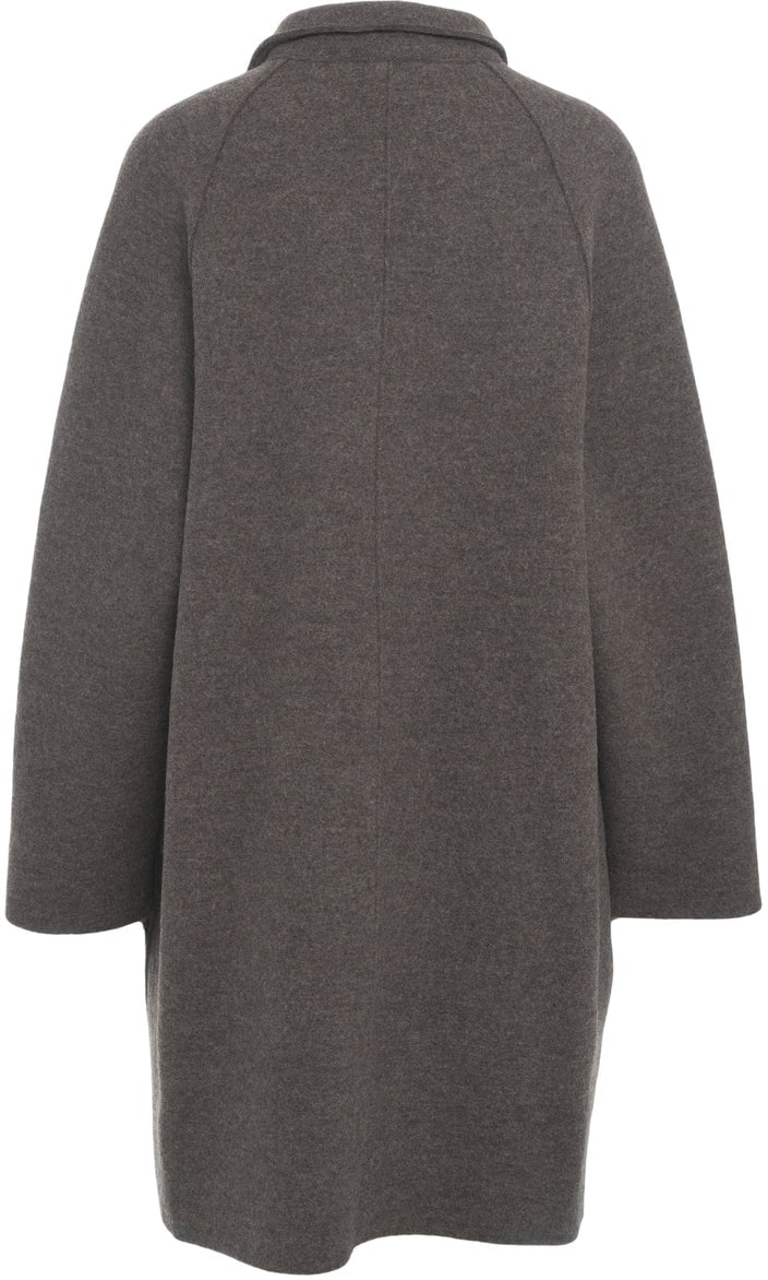 Harris Wharf London Virgin wool coat Beige