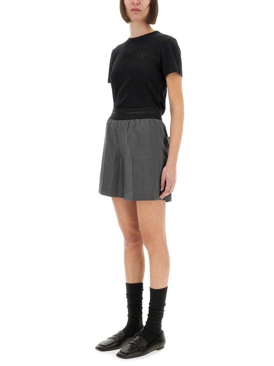 Helmut Lang Fitted Black T-Shirt With Embossed Logo And Timeless Silhouette Zwart