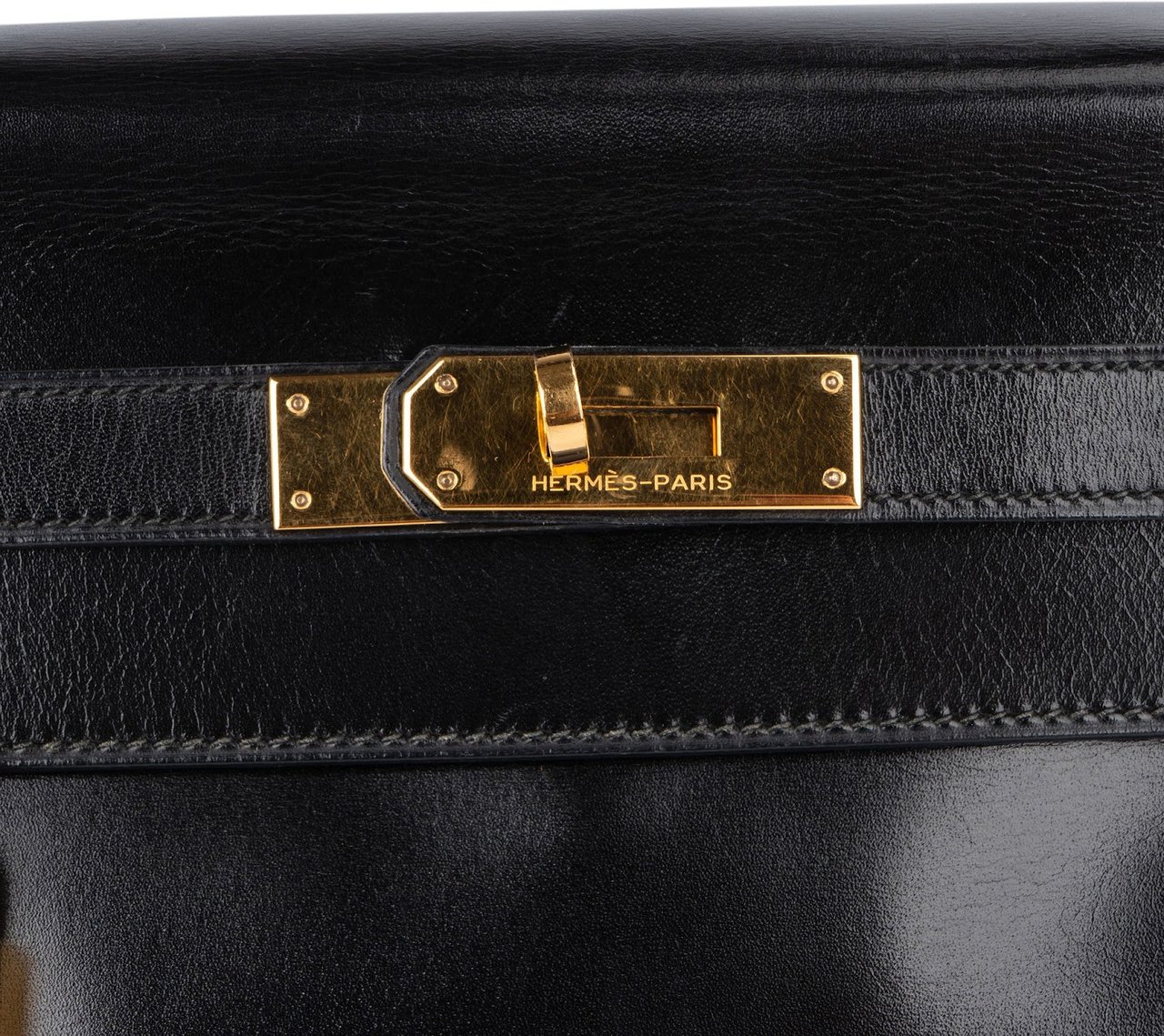 Hermès Box Calfskin Kelly 32 Retourne Handbag Zwart