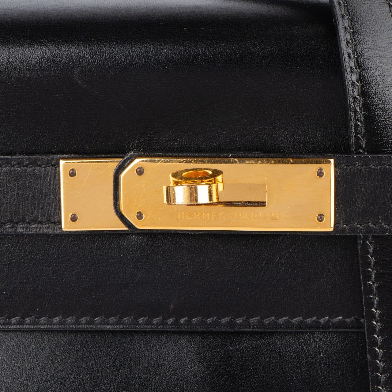 Hermès Hermès Noir Box Calf Kelly 32 Handbag Zwart