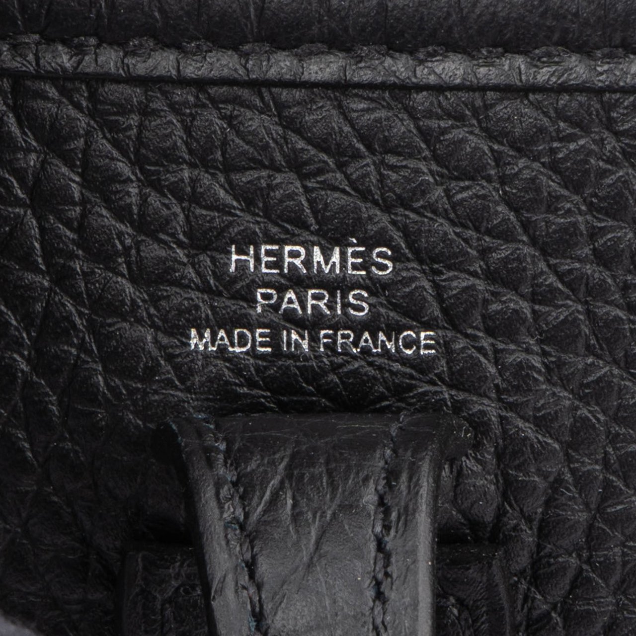 Hermès Hermès Clemence Leather Evelyne 16 Crossbody Bag Zwart