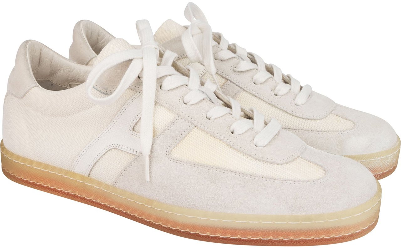 Hermès Suede Boomerang H Sneaker (42) Wit
