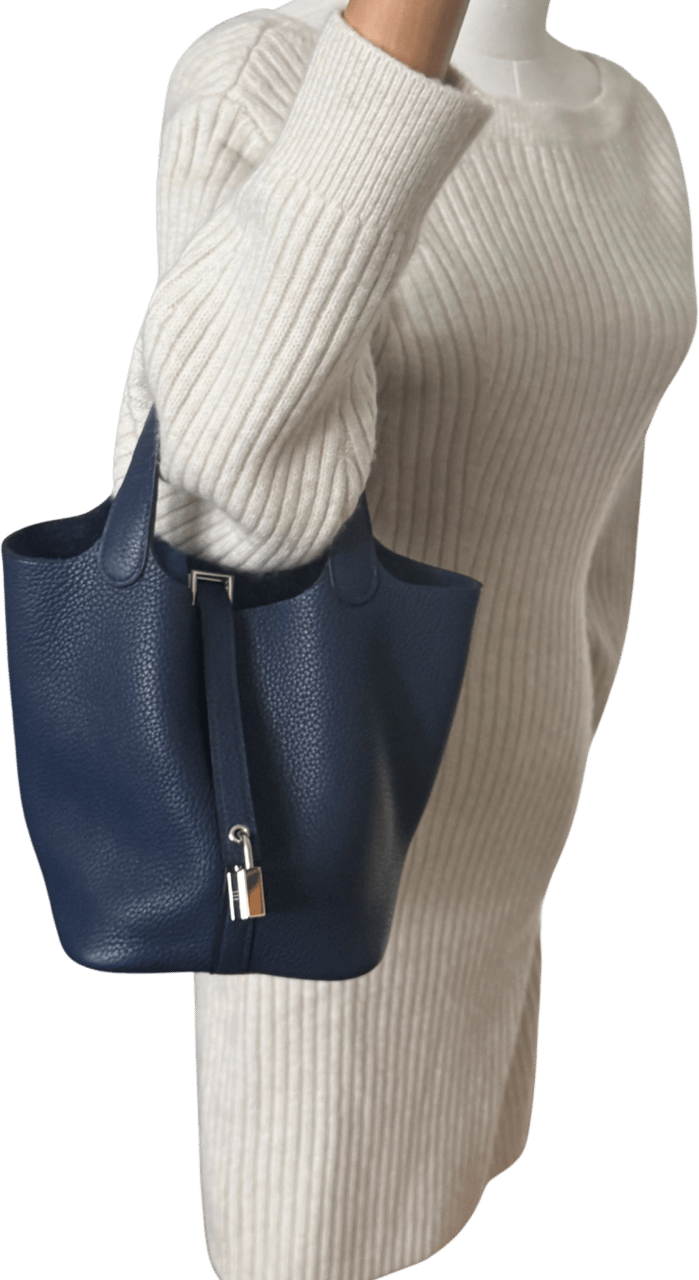 Hermès Hermès Picotin 18 Taurillon Clemence Navy Blue Palladium Hardware / Mint Blauw