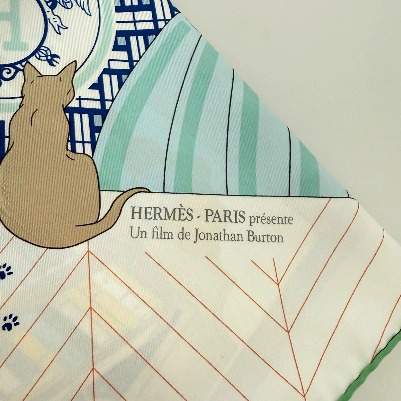 Hermès Hermès Carré 90 MYSTERE AU 24 Seidentuch Grau Fullset / neuwertig Divers