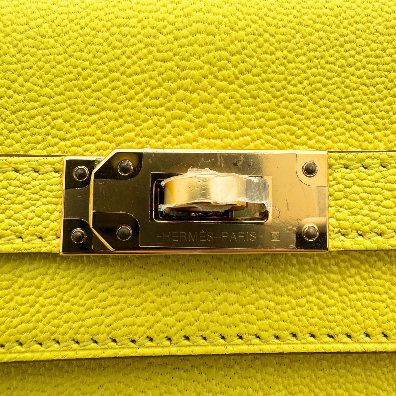Hermès Hermès Kelly To Go Jaune Citron Fullset Geel