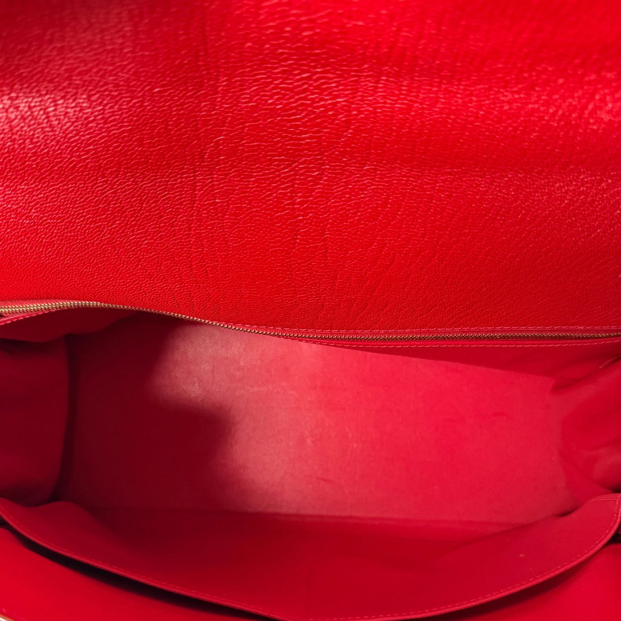 Hermès Hermès Vintage Chèvre Mysore Retourné 35 Kelly Bag Rouge Vif goldene Hardware / sehr gut Rood