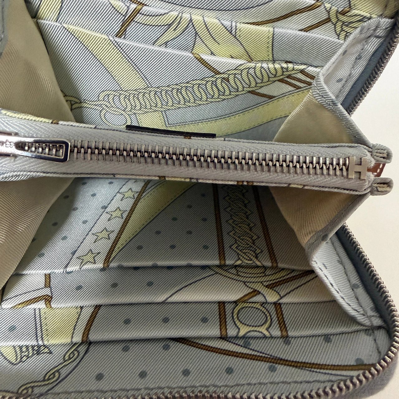 Hermès Hermès Silk'In Calfskin Wallet Blauw