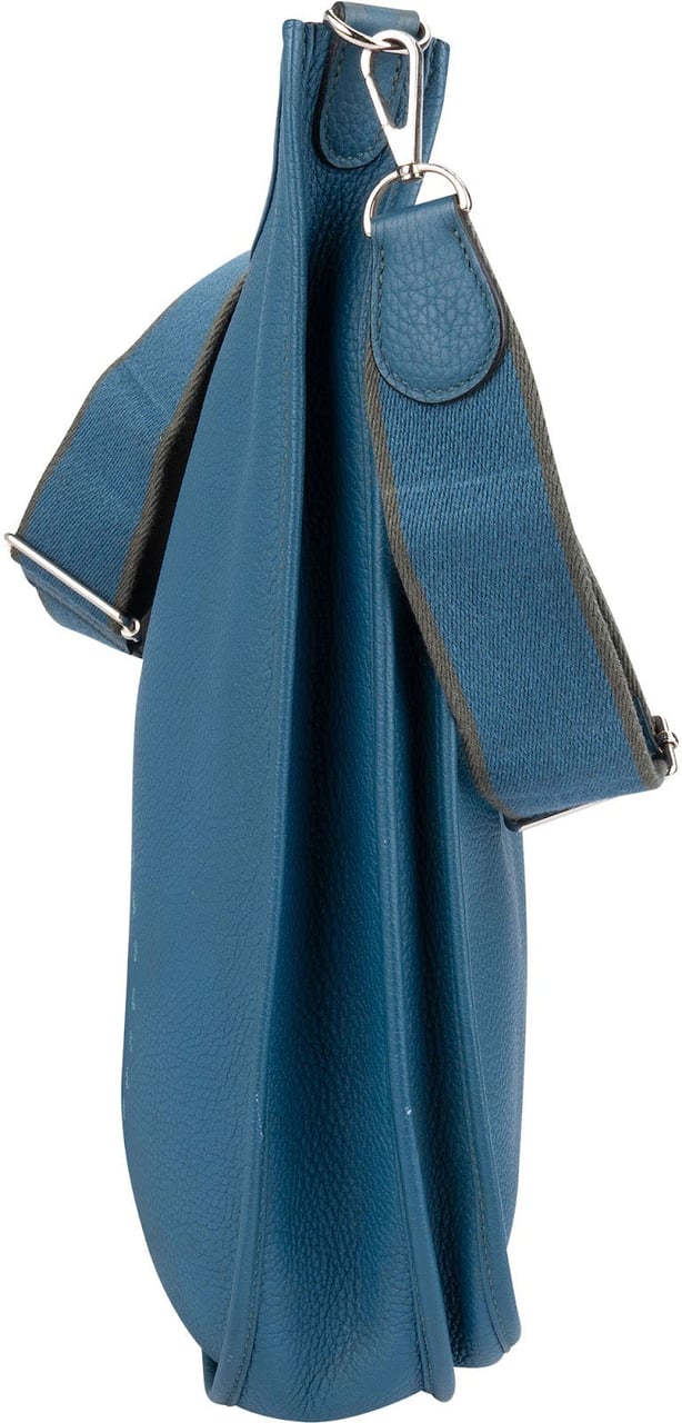 Hermès Hermès Bleu Clemence Leather Evelyne III TGM Crossbody Bag Blauw