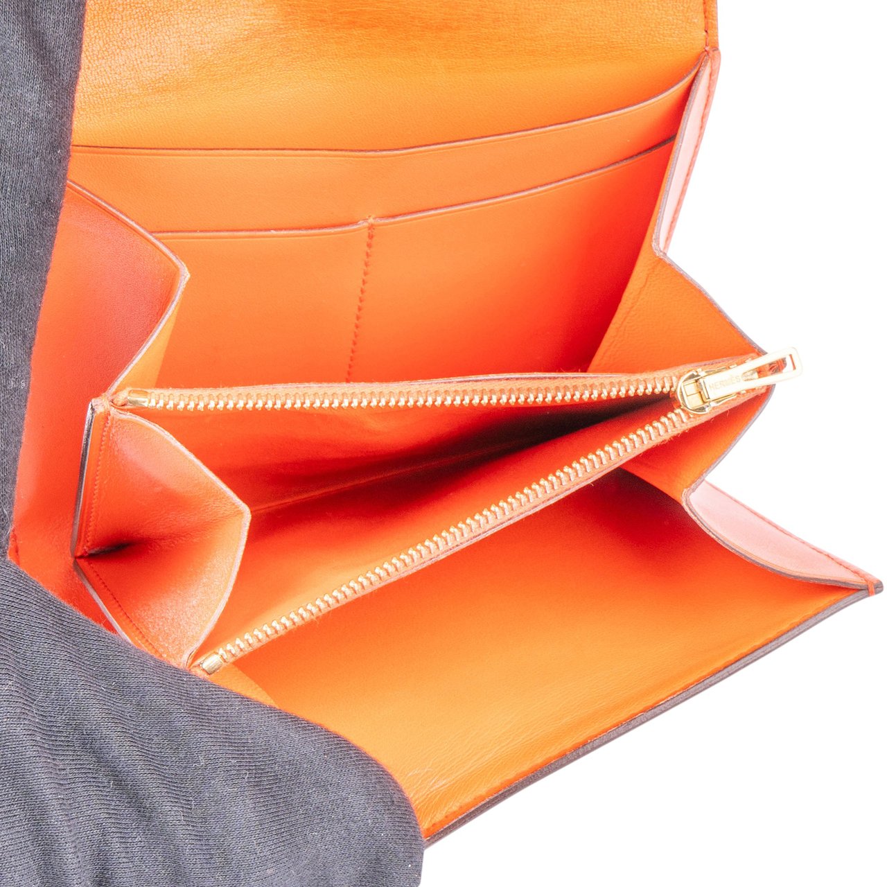 Hermès Constance Compact Orange Poppy Wallet Oranje