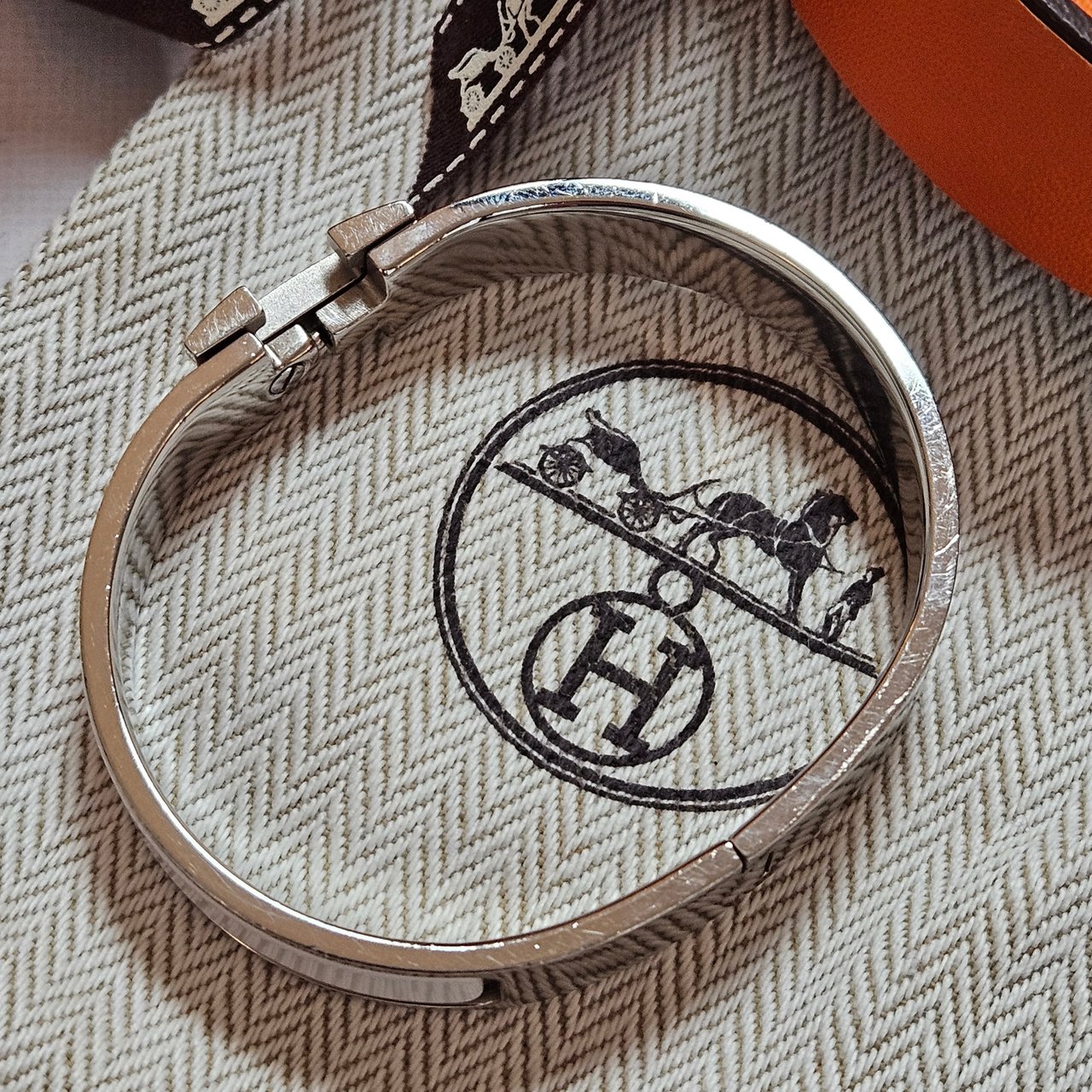 Hermès Hermès H Clic Clac Bracelet Divers