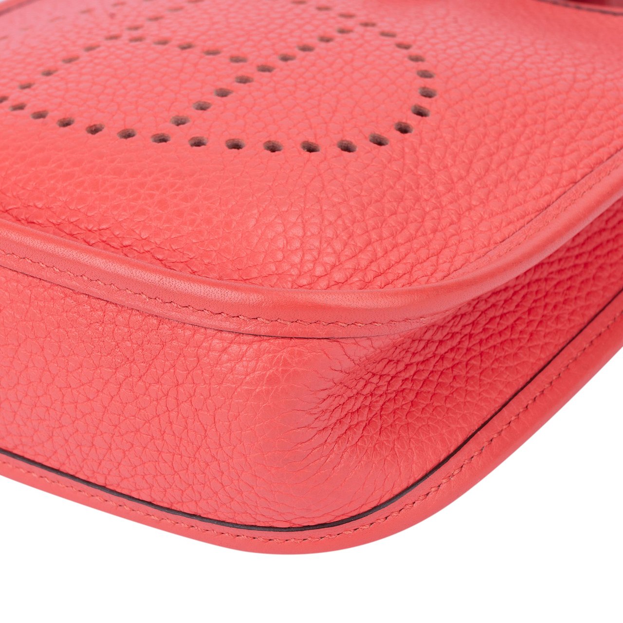 Hermès Hermès Rose Jaipur Clemence Evelyne 16 Crossbody Bag Divers