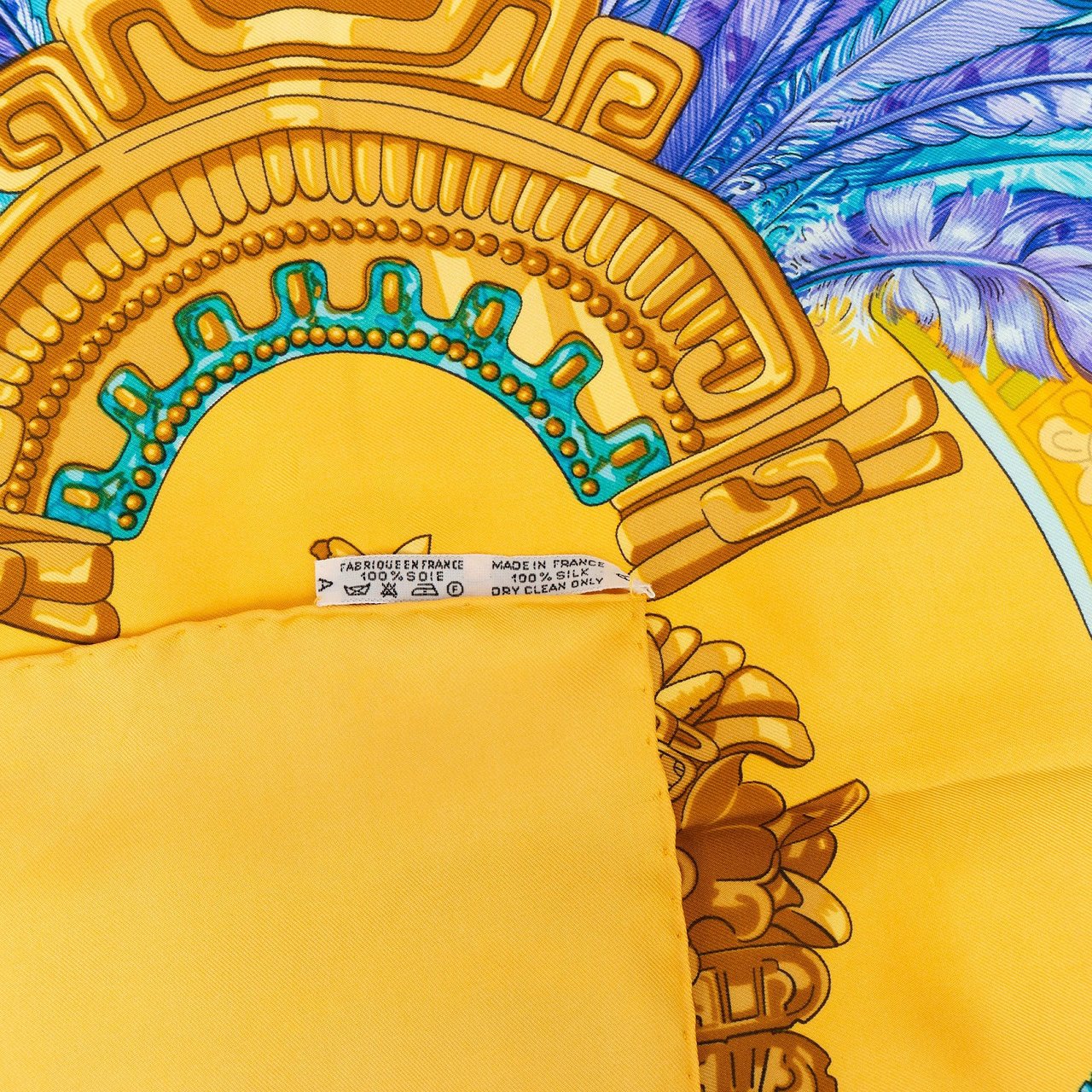 Hermès Hermès Parures des Sables Silk Carre 90 Scarf Tuch Geel