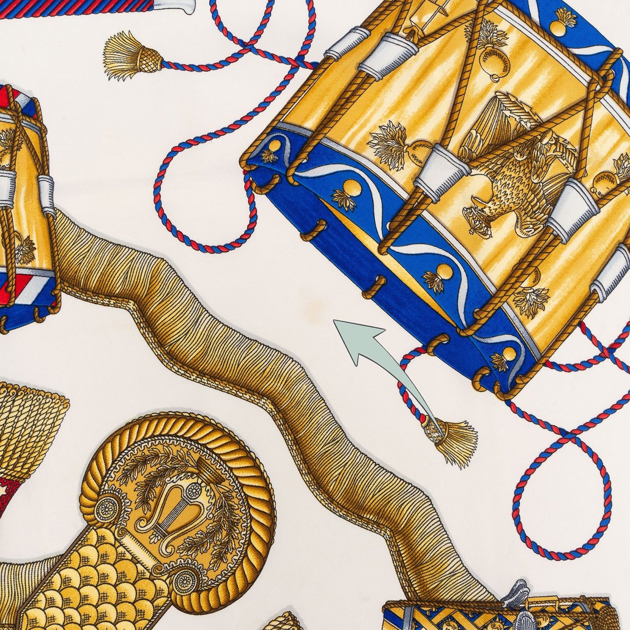 Hermès Les Tambours Silk Carre 90 Scarf Tuch Blauw