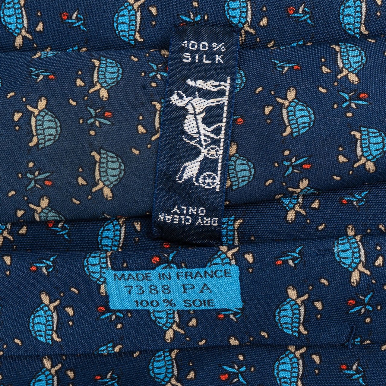 Hermès Turtle Print Silk Tie Krawatte Navy