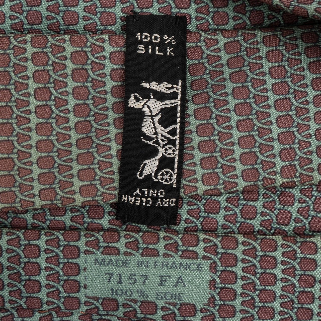 Hermès Printed Pattern Silk Tie Krawatte Bruin