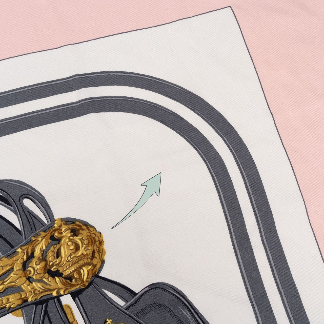 Hermès Brides de Gala Silk 90 Scarf Tuch Rood