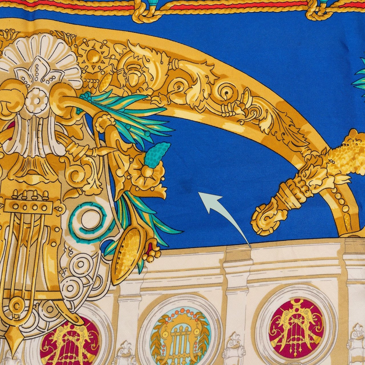 Hermès Hommage a Charles Garnier Silk Carré 90 Scarf Tuch Blauw