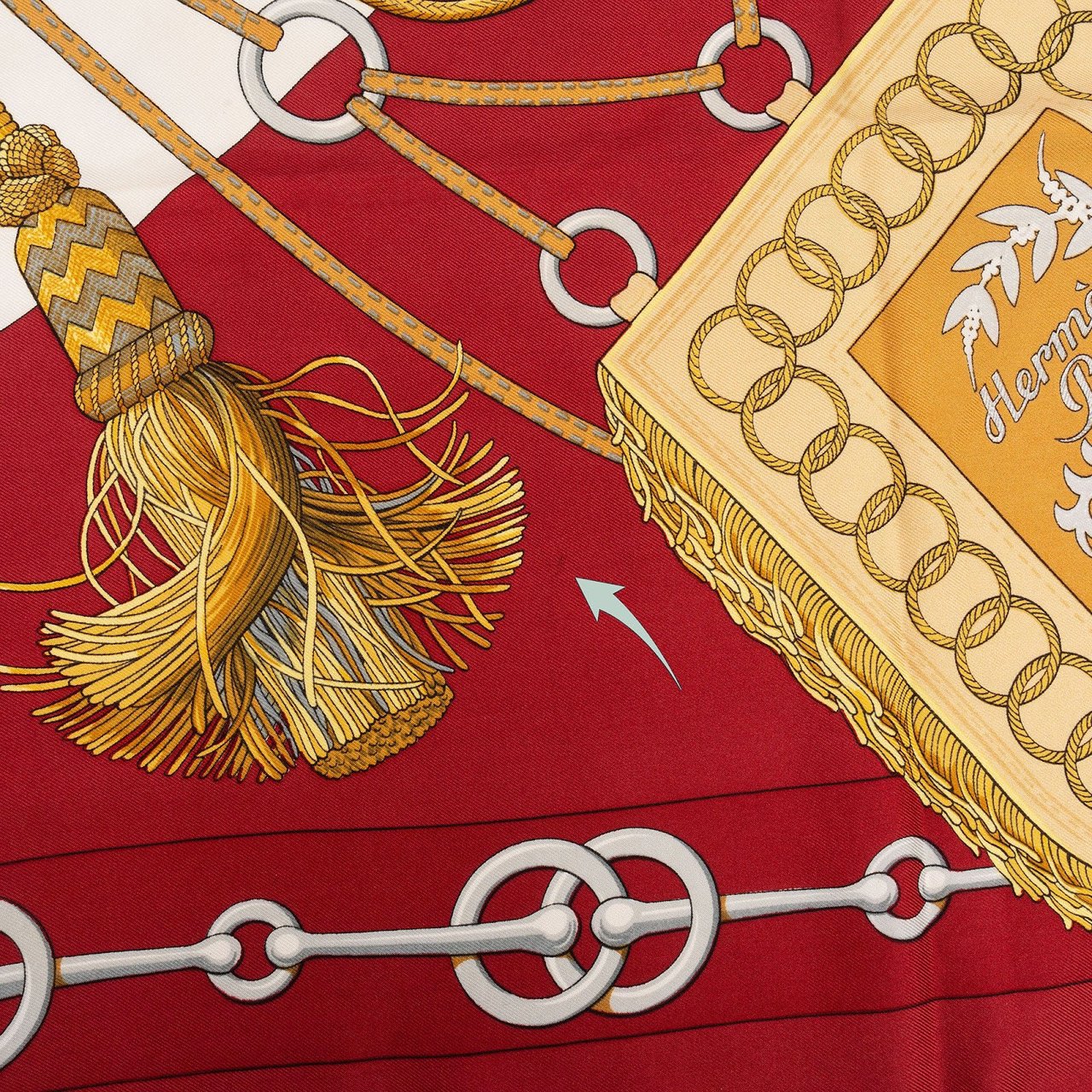 Hermès Cliquetis Silk Carre 90 Scarf Tuch Rood