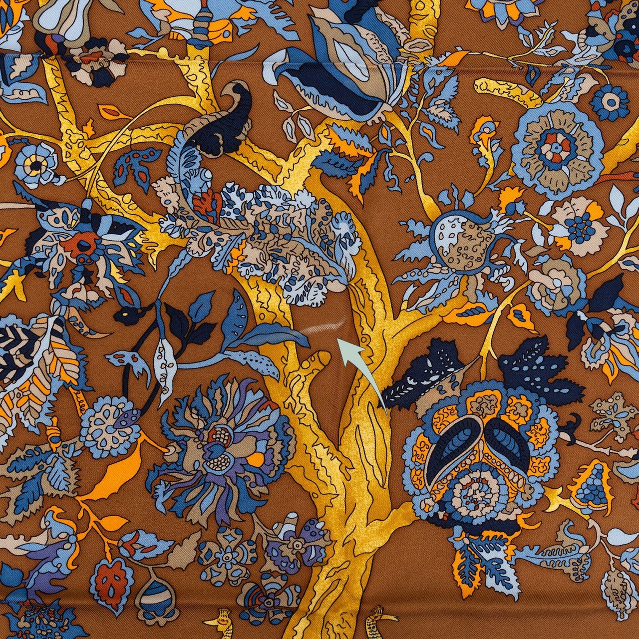 Hermès Fantaisies Indiennes Silk 90 Scarf Tuch Bruin