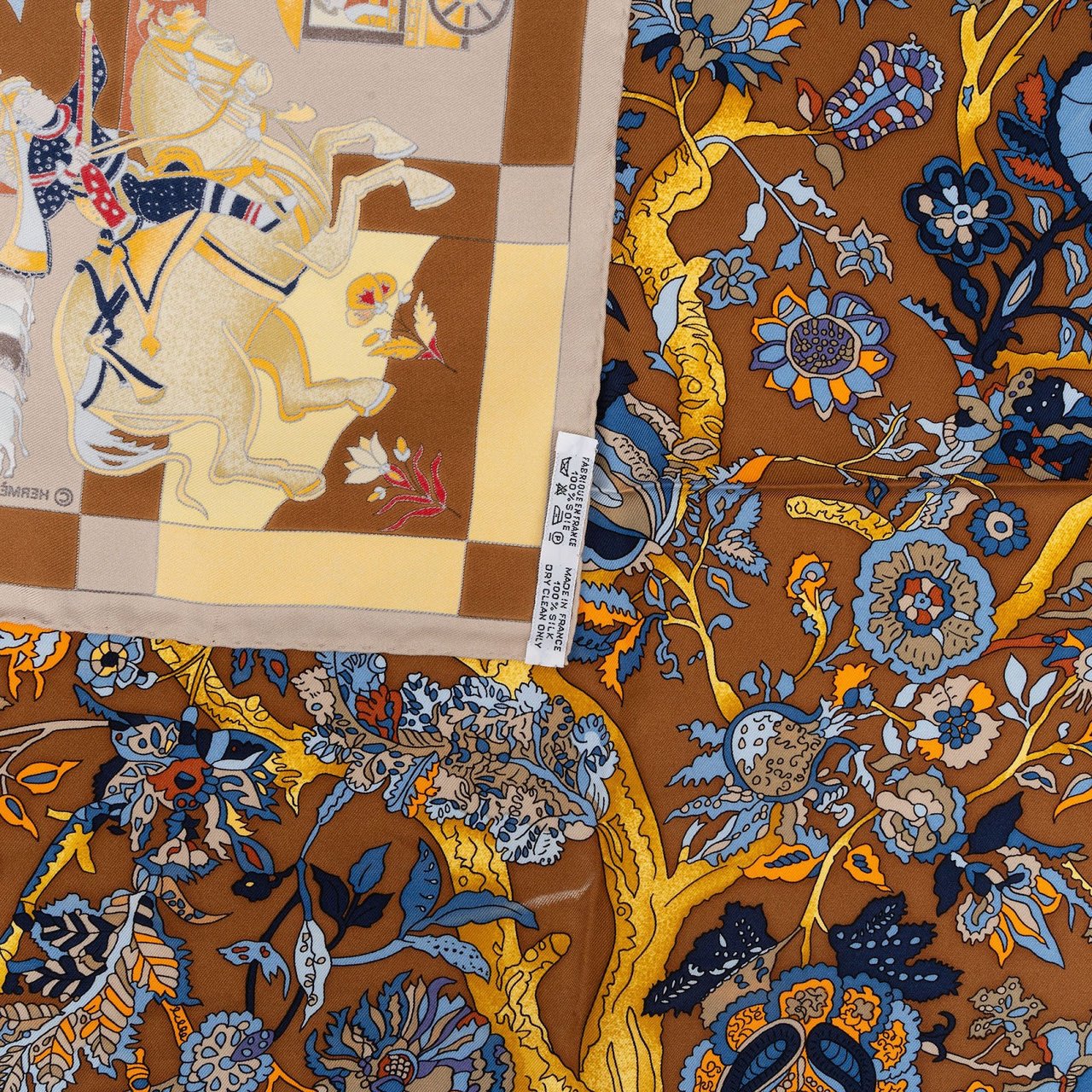 Hermès Fantaisies Indiennes Silk 90 Scarf Tuch Bruin