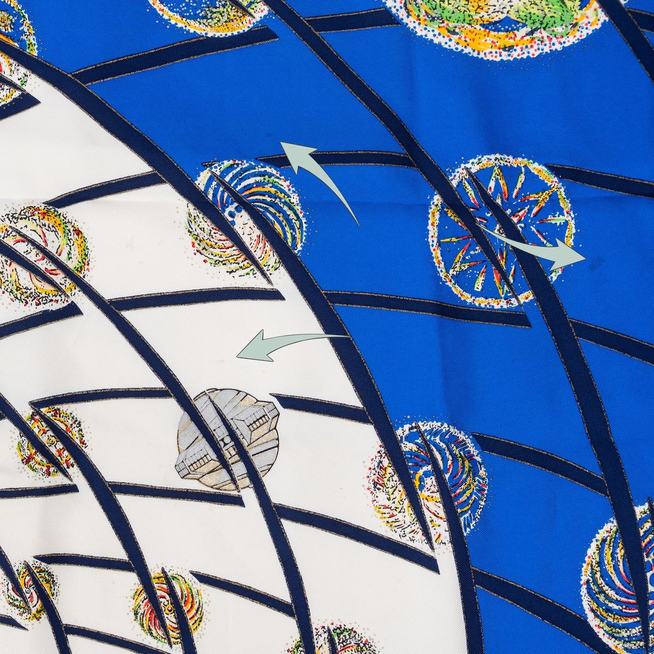 Hermès Les Feux de L'Espace Silk 90 Scarf Tuch Blauw
