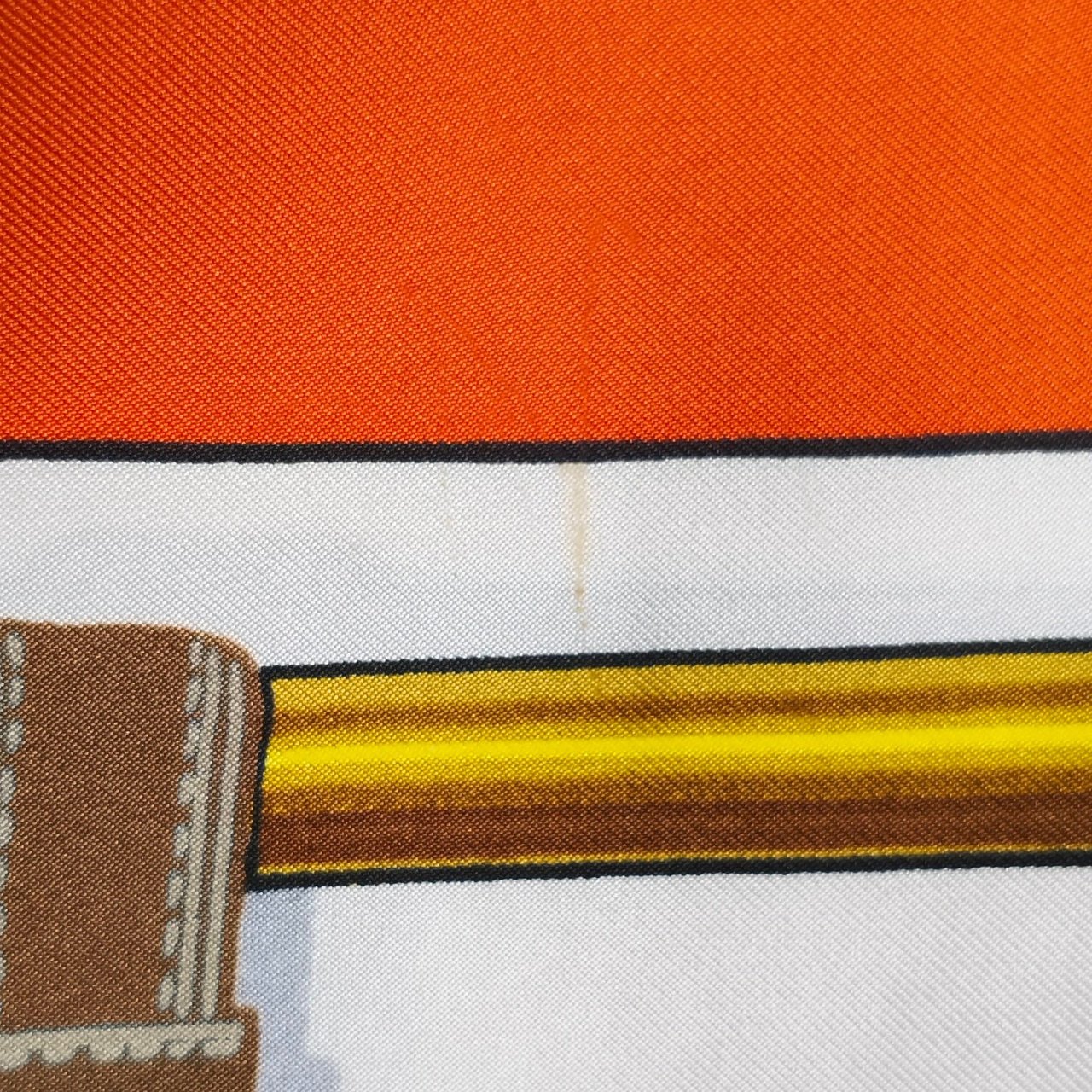 Hermès Harnais des Présidents Silk Carre 90 Scarf Tuch Oranje