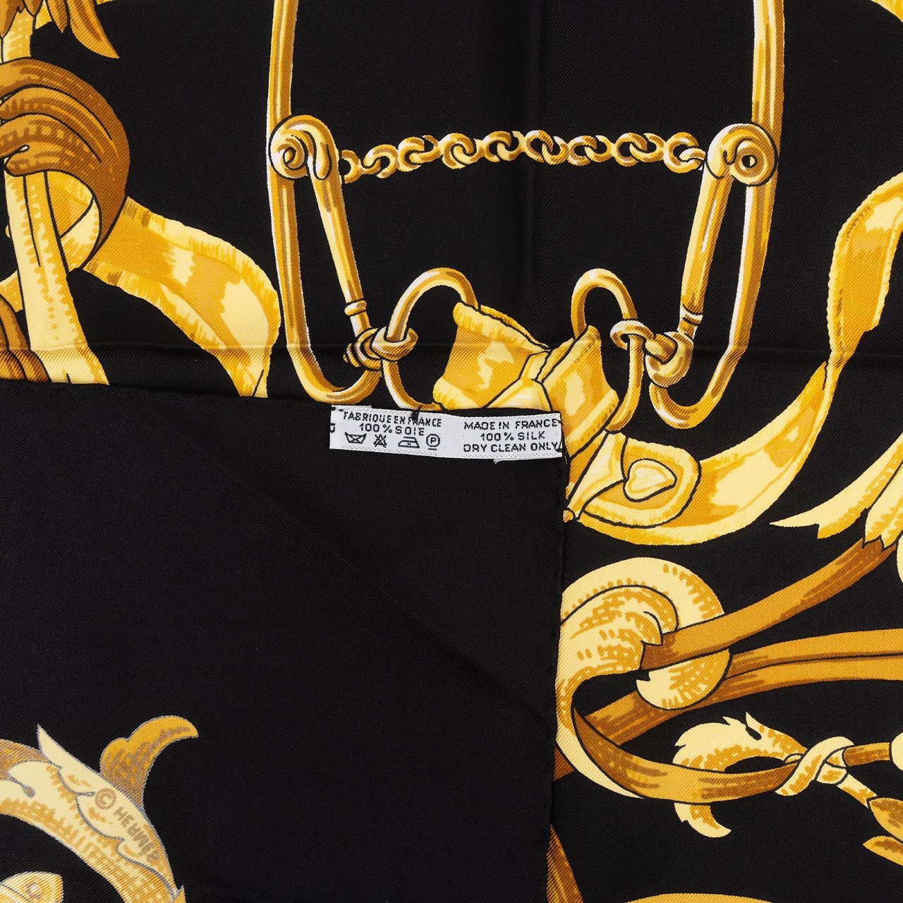 Hermès Le Mors 'A La Conetable' Silk Carre 90 Scarf Tuch Zwart