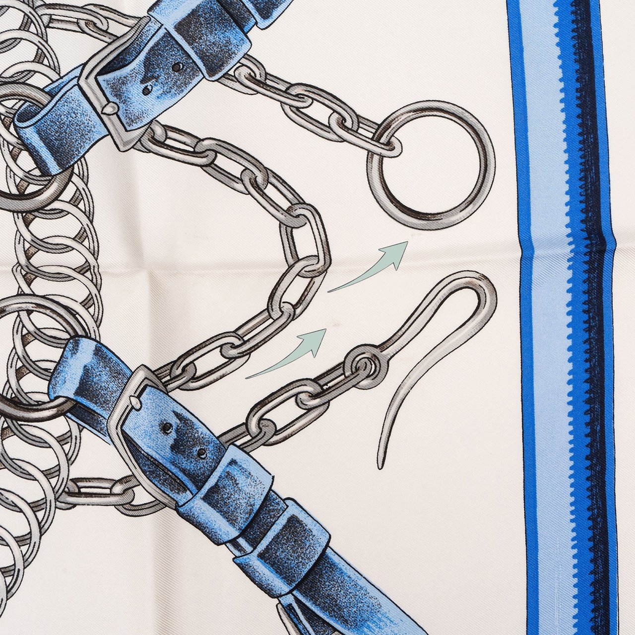 Hermès Equipages Silk Carre 90 Scarf Tuch Blauw