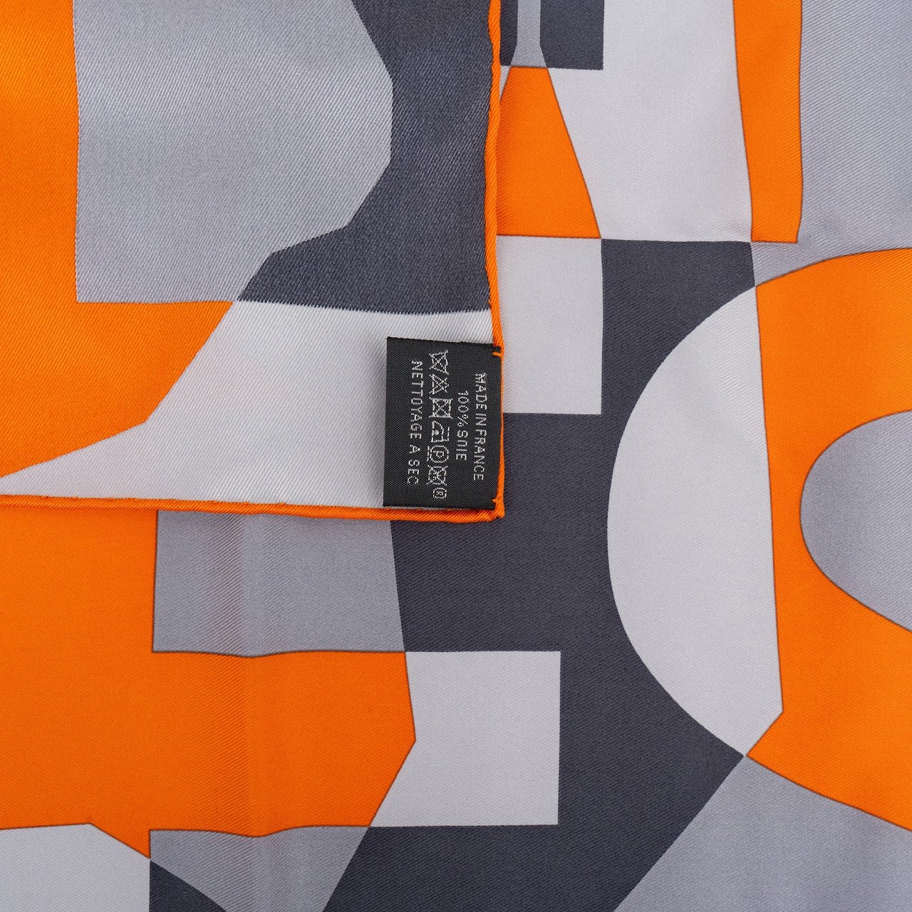 Hermès H en Biais Silk 40 Scarf Tuch Oranje