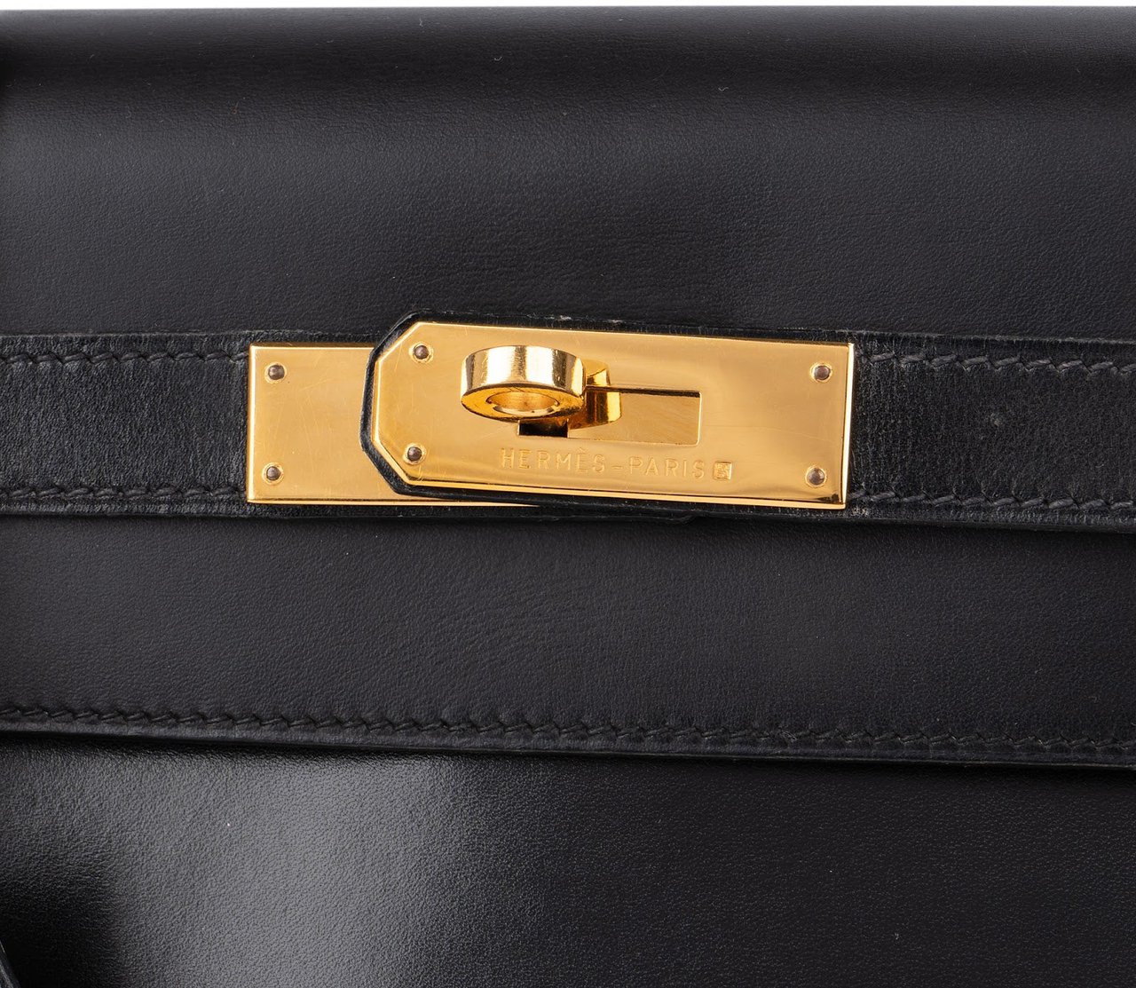 Hermès Noir Box Calf Leather Kelly 32 Handbag Zwart