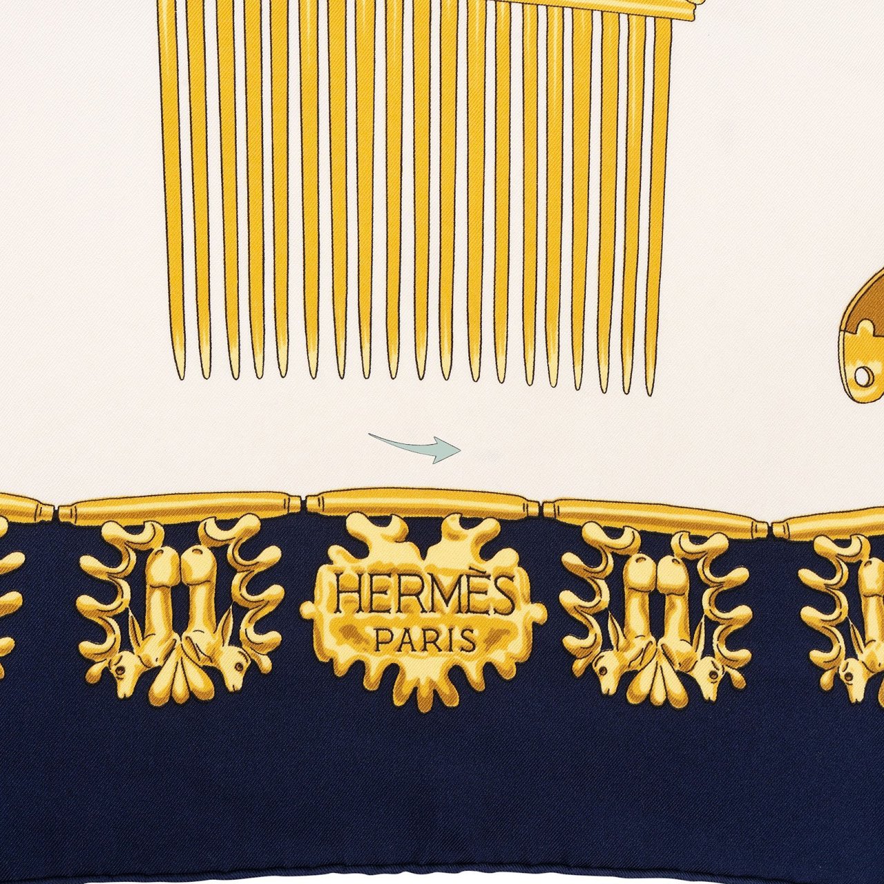 Hermès Les Cavaliers d'Or Silk 90 Scarf Tuch Navy