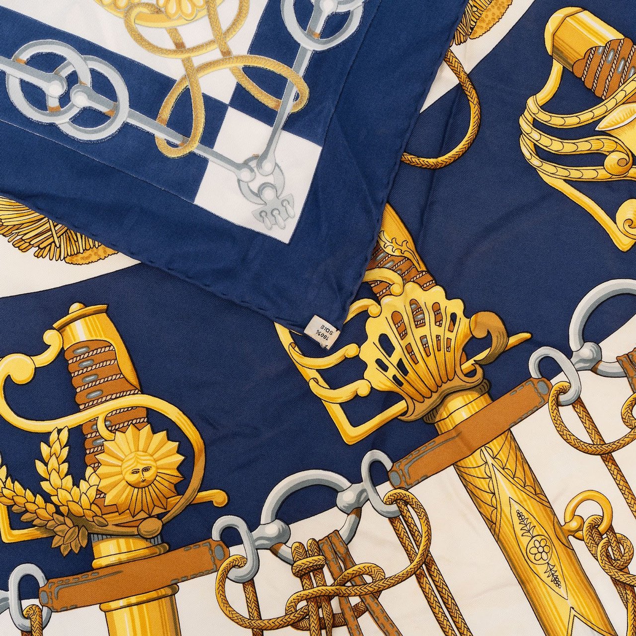Hermès Cliquetis Silk 90 Scarf Tuch Navy