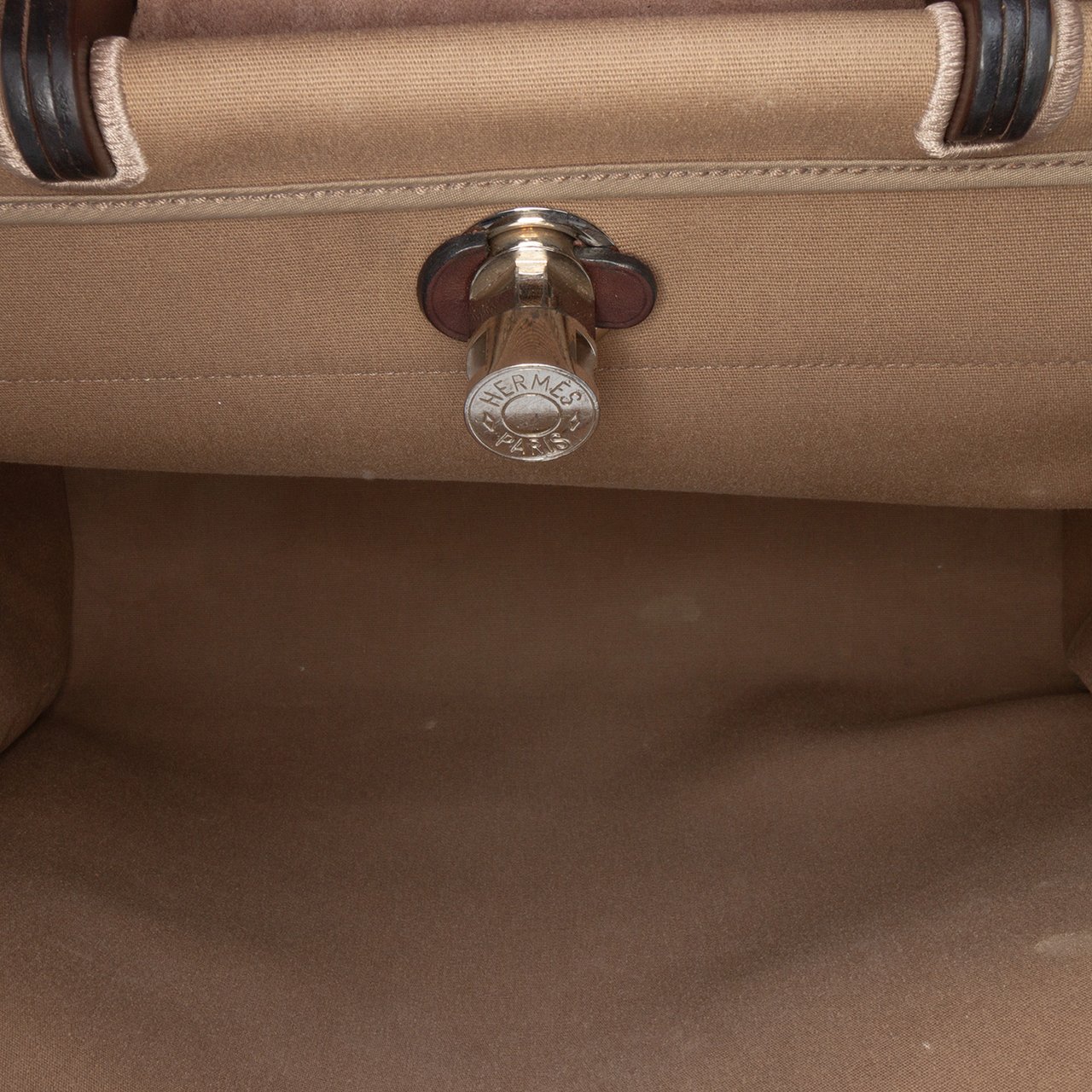 Hermès Toile Herbag Zip 39 Bruin