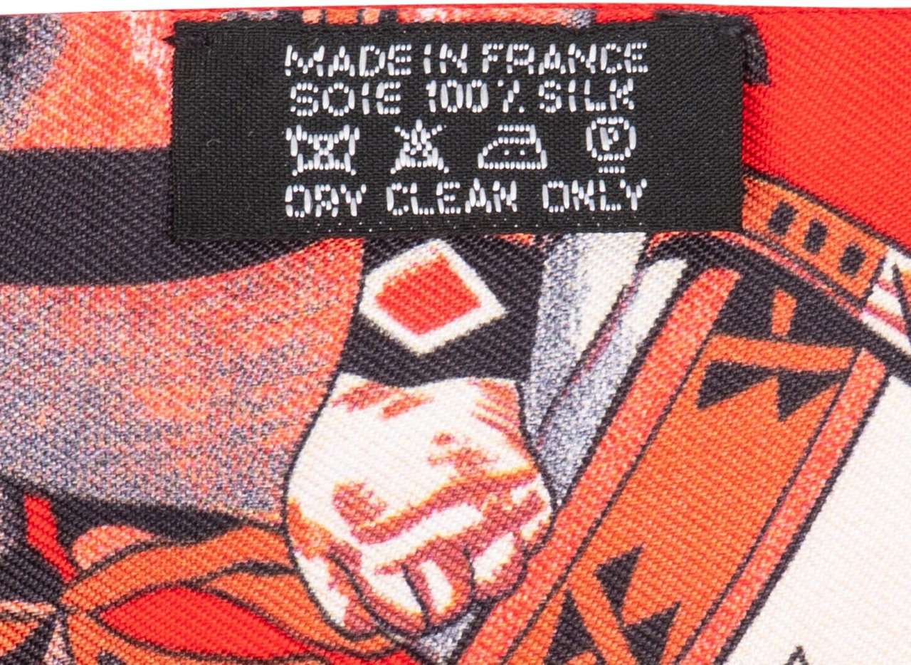 Hermès Las Kachinas Maxi Twilly Silk Tuch Scarf Rood