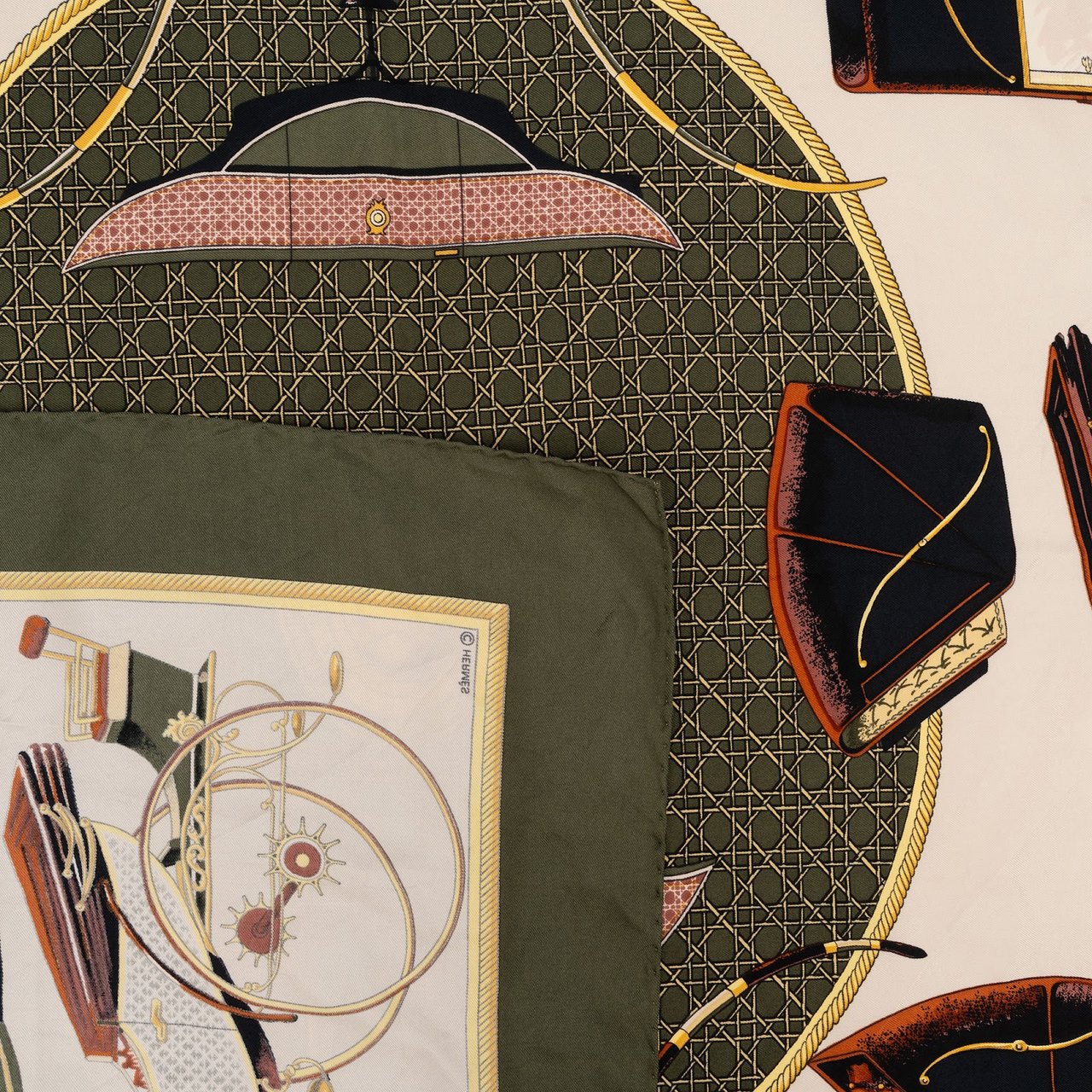 Hermès Voitures à Transformation Silk 90 Scarf Tuch Groen